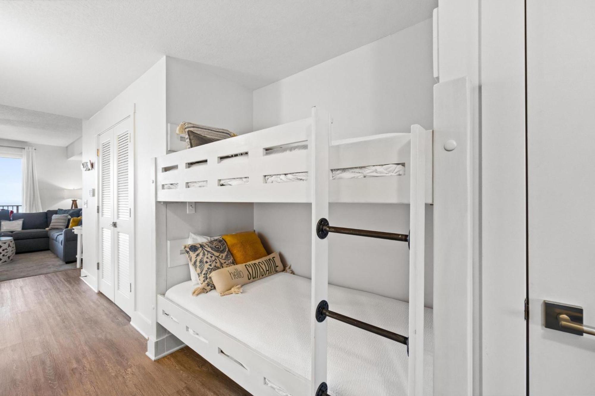Calypso Beach Resort Tower 3 Rentals パナマシティービーチ 部屋 写真